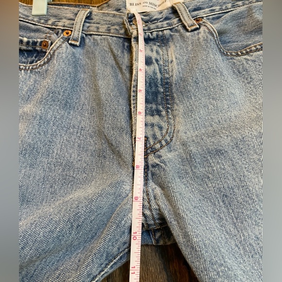Bliss and Mischief Repurposed Embroidered Levi’s Jeans - Picture 15 of 16